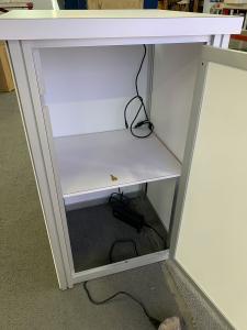 RENTAL: RE-2053 Inline Design with (3) Single-Sided Lightboxes -- View 4